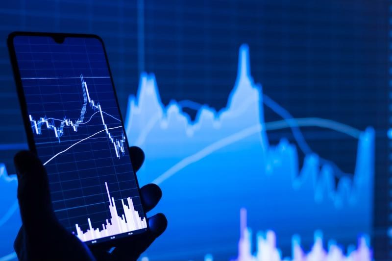 Dollar-Cost Averaging Explained: A Simple Strategy for Long-Term Investors